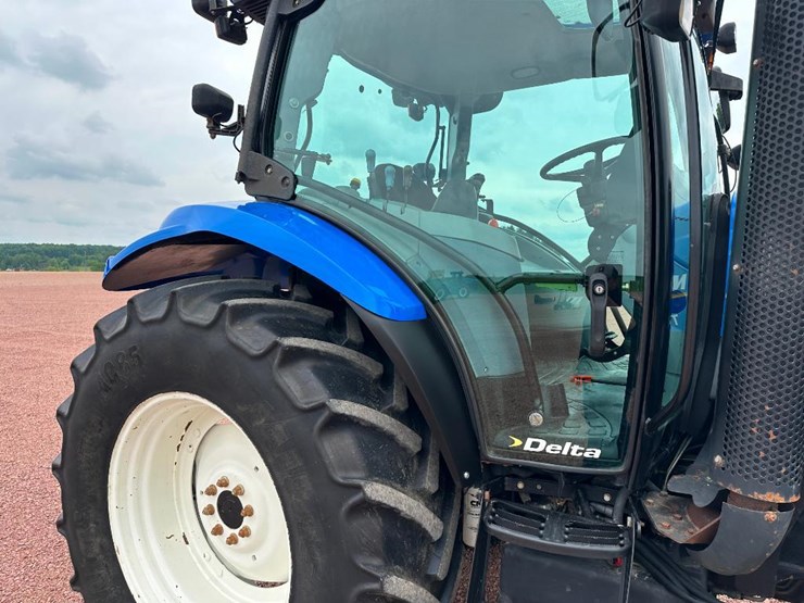 2009-new-holland-855tl-image-17