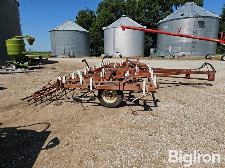 wil-rich-23'-field-cultivator-w/-3-bar-tined-harrow-image-4
