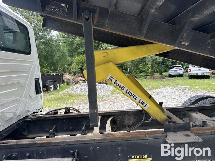 2006-international-durastar-4300-image-12