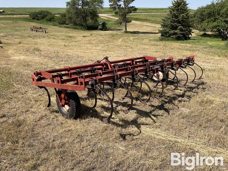 case-ih-4500-image-7