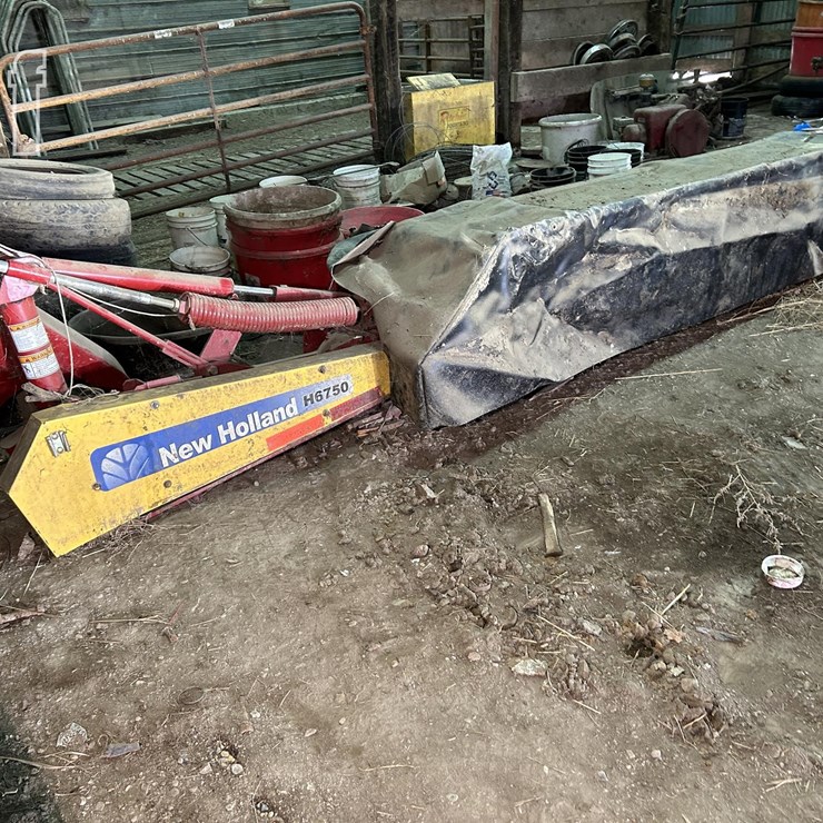 2018 NEW HOLLAND H6750