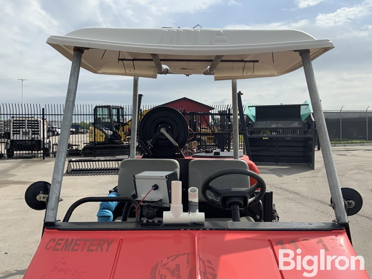 textron-cushman-898628-turf-truckster-spray-cart-image-10