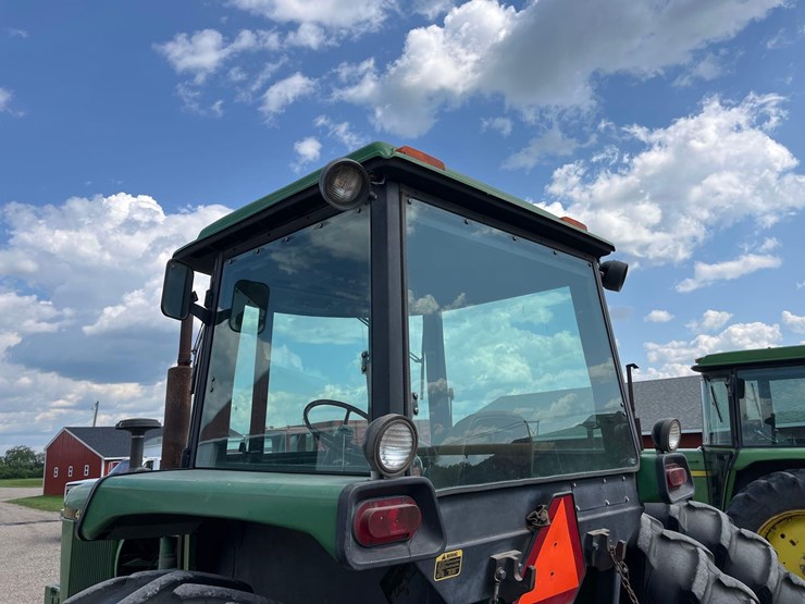 1981-john-deere-4240-image-27