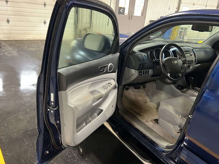 2007-toyota-tacoma-image-10