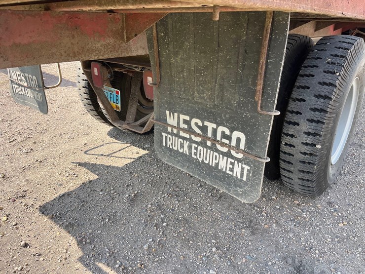 1976-ford-750-grain-truck-image-20