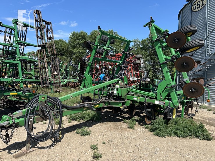 john-deere-2510s-image-1