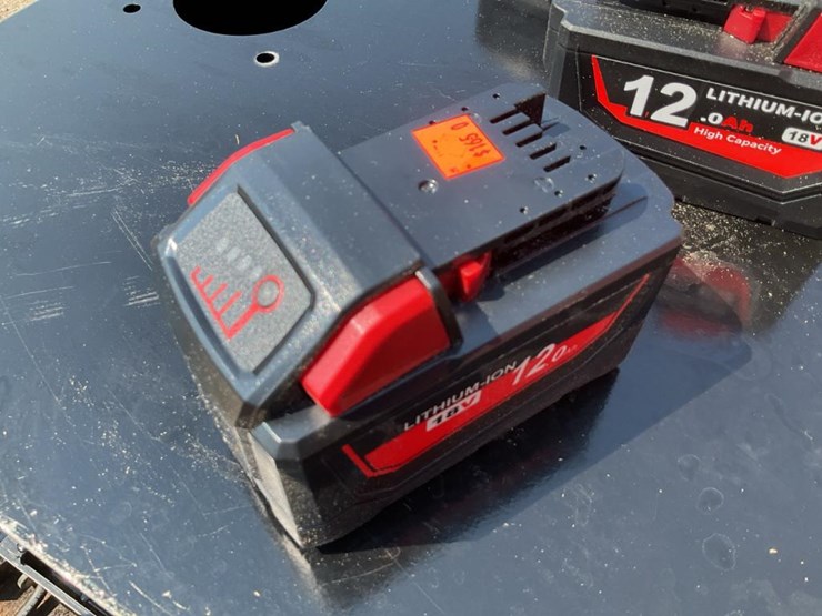 #104-•-lithium-ion-18v-battery-image-2
