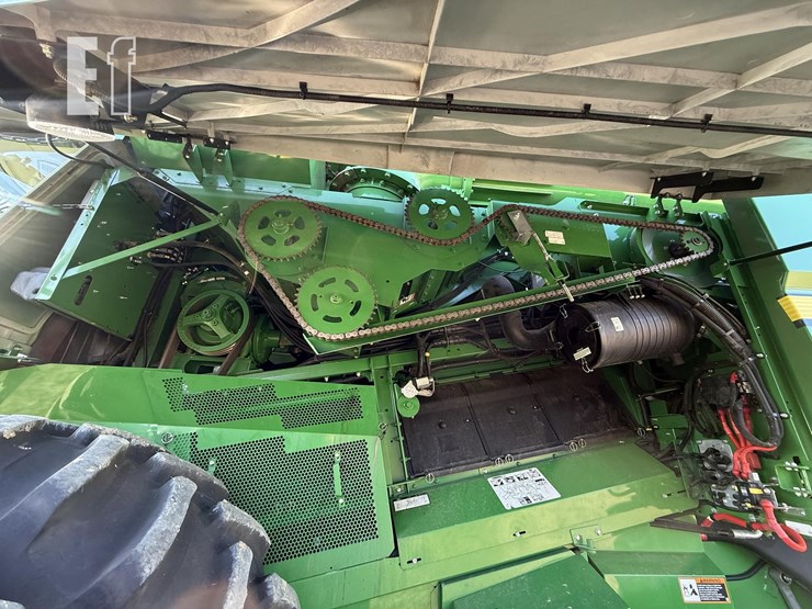 2021-john-deere-s780-image-21
