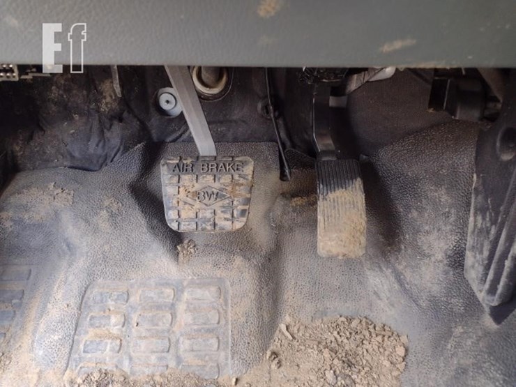 ford-f750-image-9