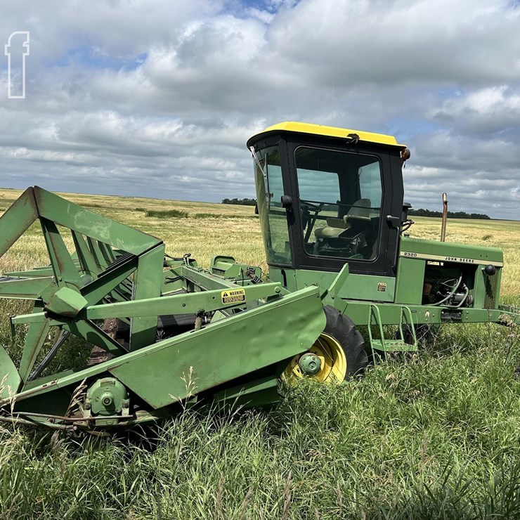 JOHN DEERE 2320