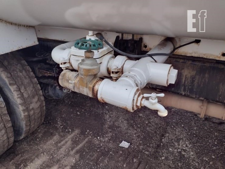 ford-f750-image-31