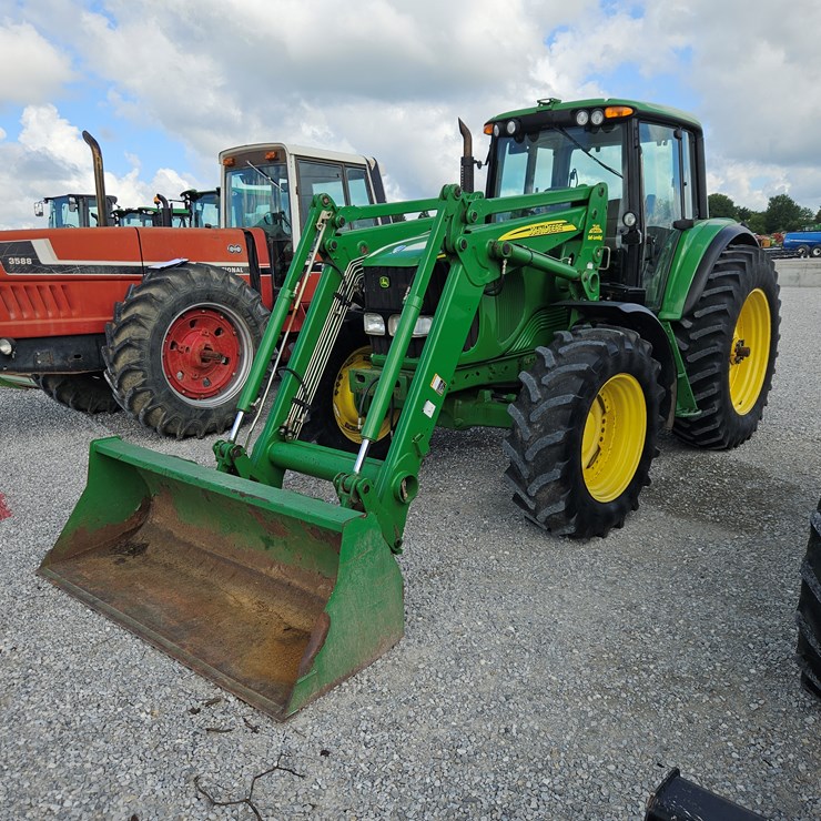 2006 JOHN DEERE 7520