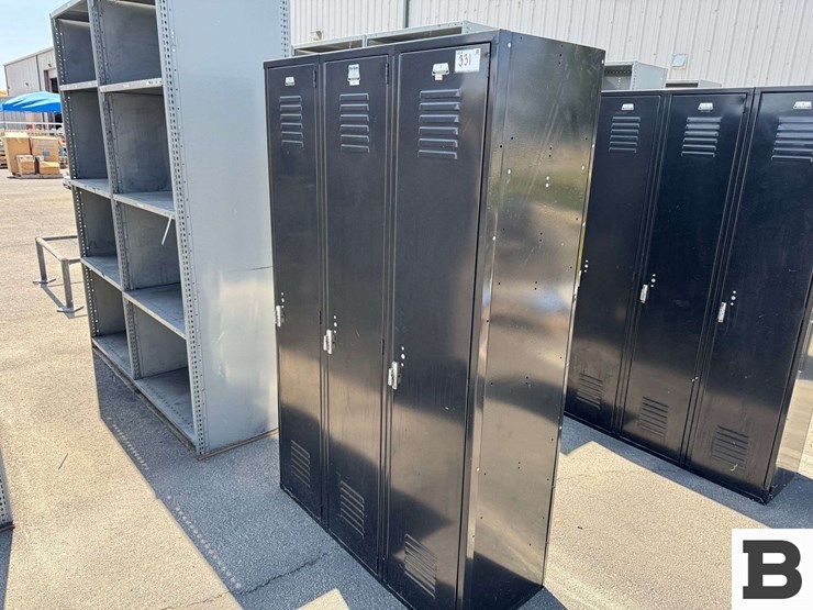 metal-ventilated-lockers-image-2