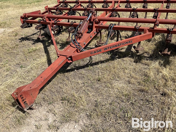 case-ih-4500-image-10