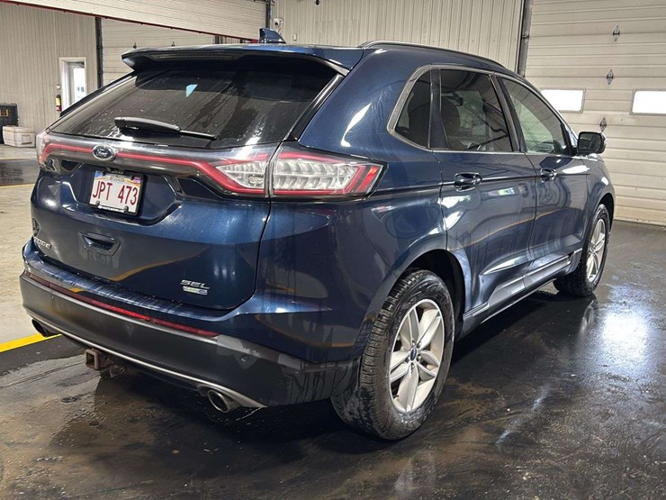 2017-ford-edge-image-5