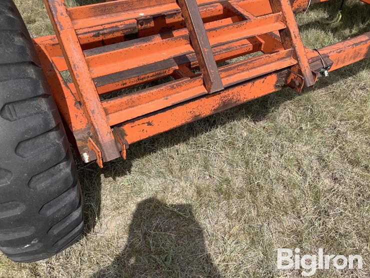 new-holland-s/a-windrower-trailer-image-15