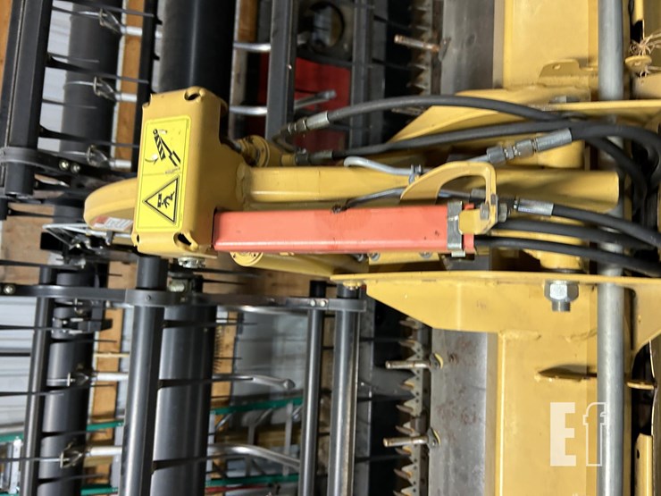 claas-maxflex-1200-image-15