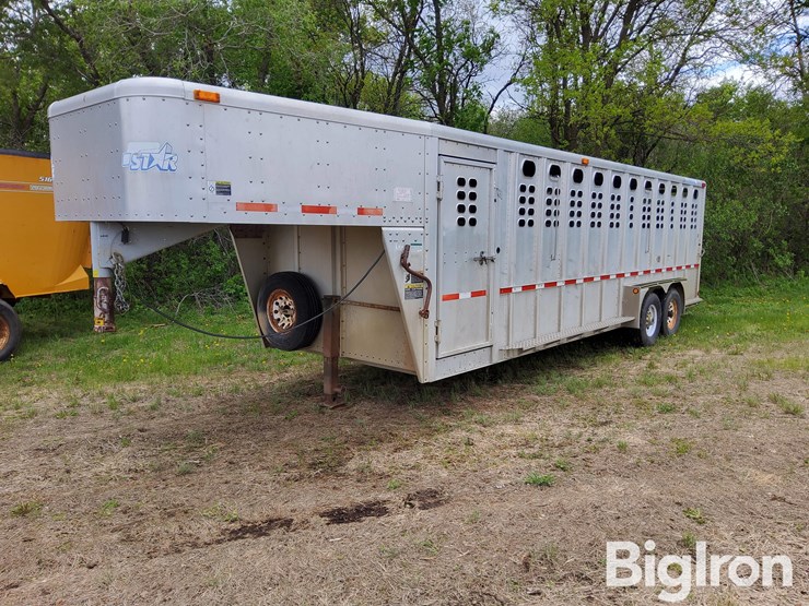 2002-wilson-5724t-t/a-gooseneck-livestock-trailer-image-1