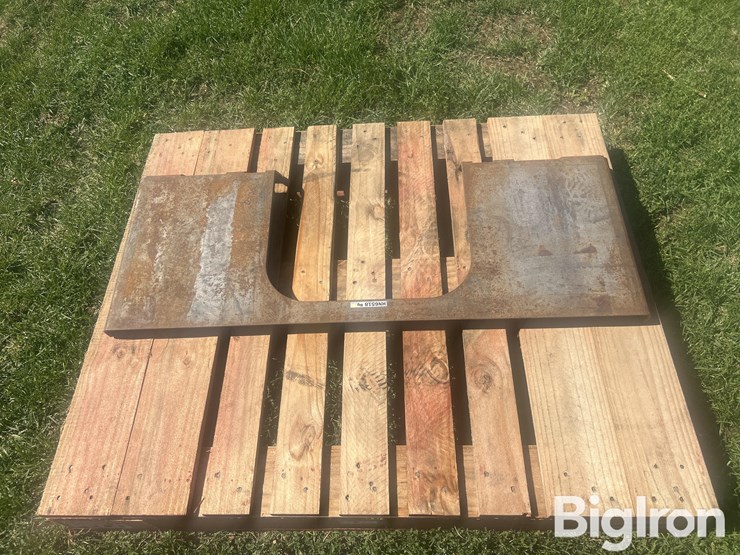 open-faced-skid-steer-plate-image-3