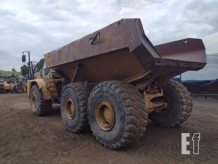 caterpillar-740-image-42