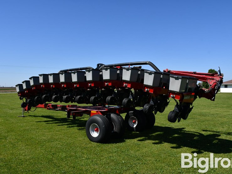 case-ih-1200-image-7