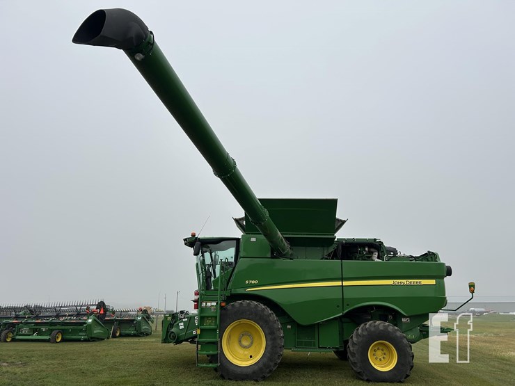 2019-john-deere-s780-image-111