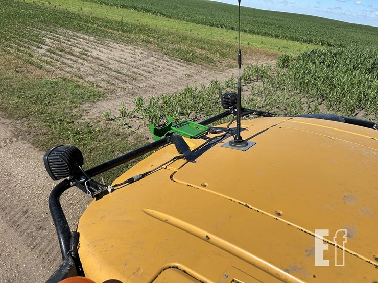 2012-claas-lexion-750tt-image-42