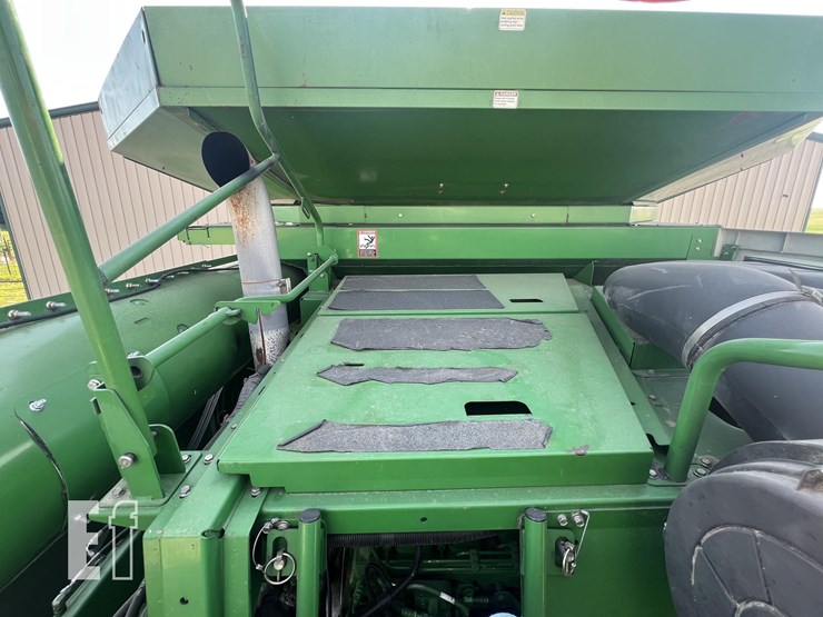2004-john-deere-9660-sts-image-29