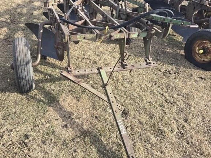 john-deere-5-image-2