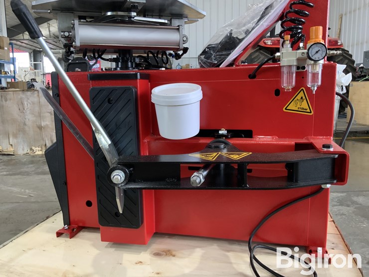 2025-ce-semi-automatic-tyre-changer-image-19