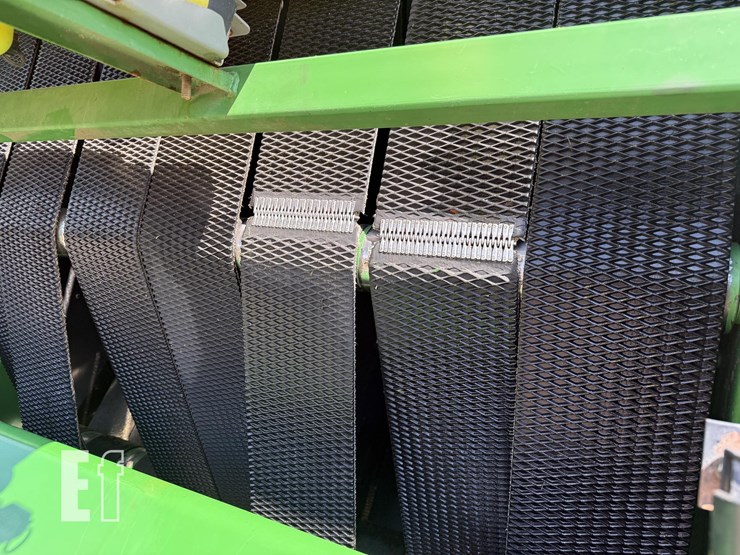 john-deere-568-image-9