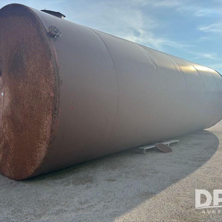 30,000 Gallon Tank (DR11909)