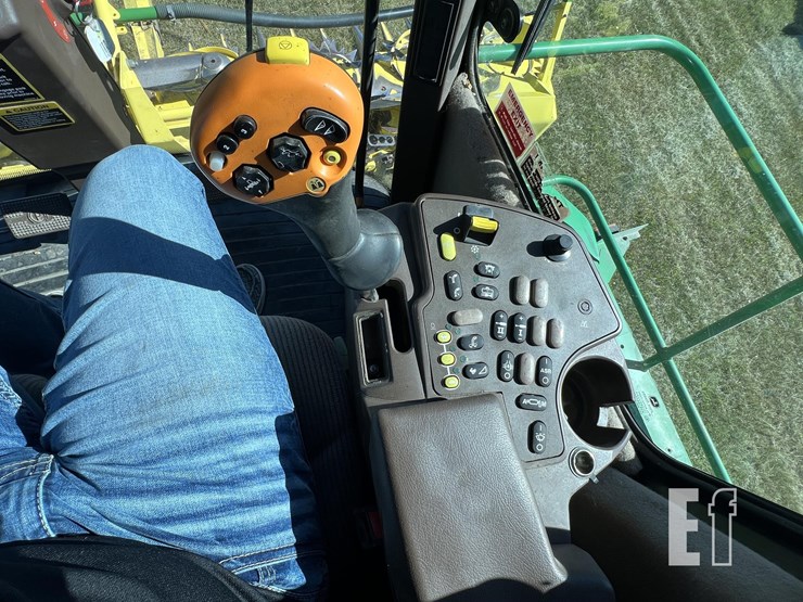 2008-john-deere-7450-image-22