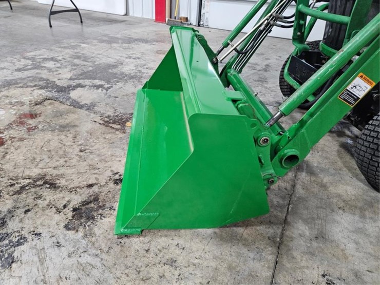 john-deere-2305-image-15