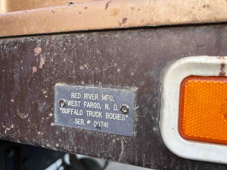 1973-mack-r600-image-26