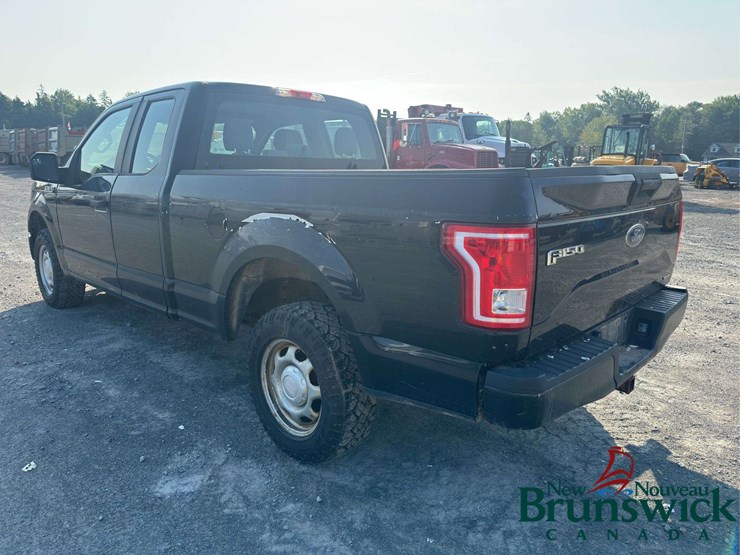 2016-ford-f150-xl-image-4