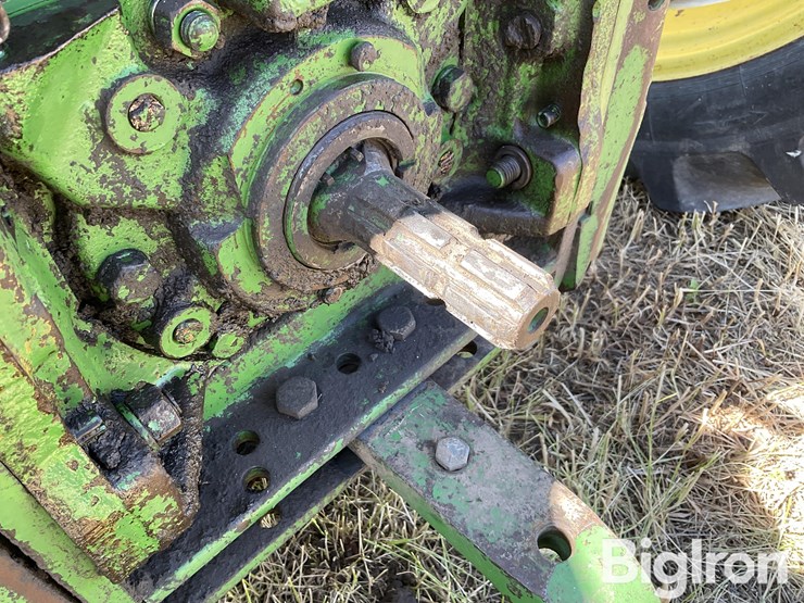 1964-john-deere-3020-image-12
