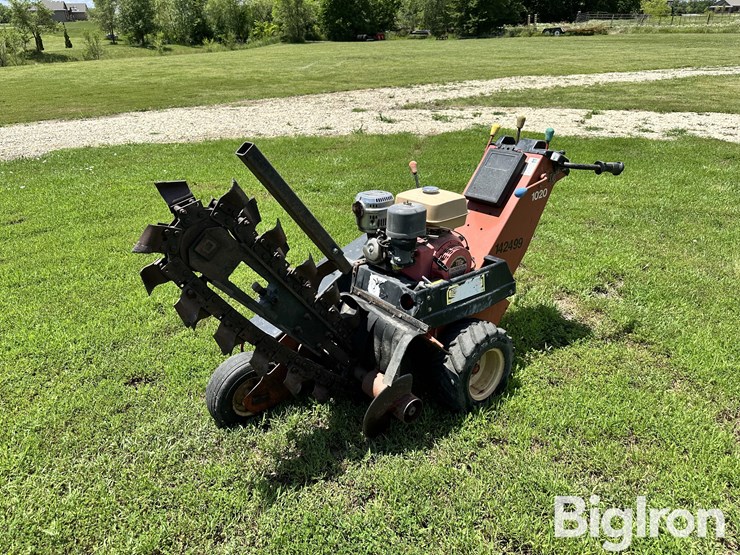 ditch-witch-1020-image-7