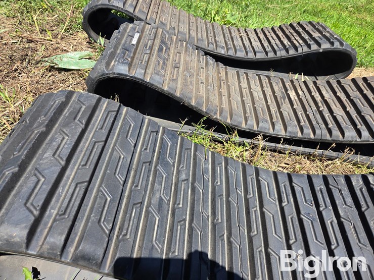 rubber-tracks-image-11