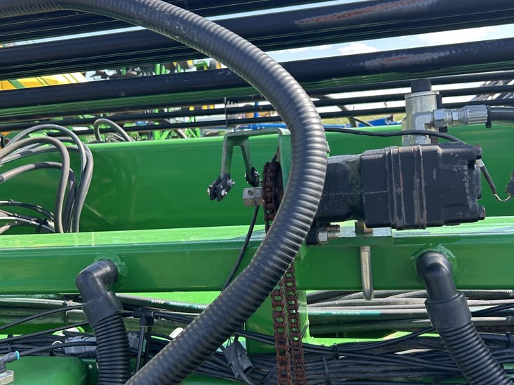 2009-john-deere-db80-image-42