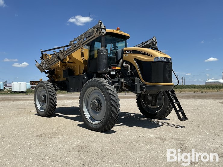 2015-rogator-1300b-self-propelled-dry-spreader-w/airmax-180-image-3