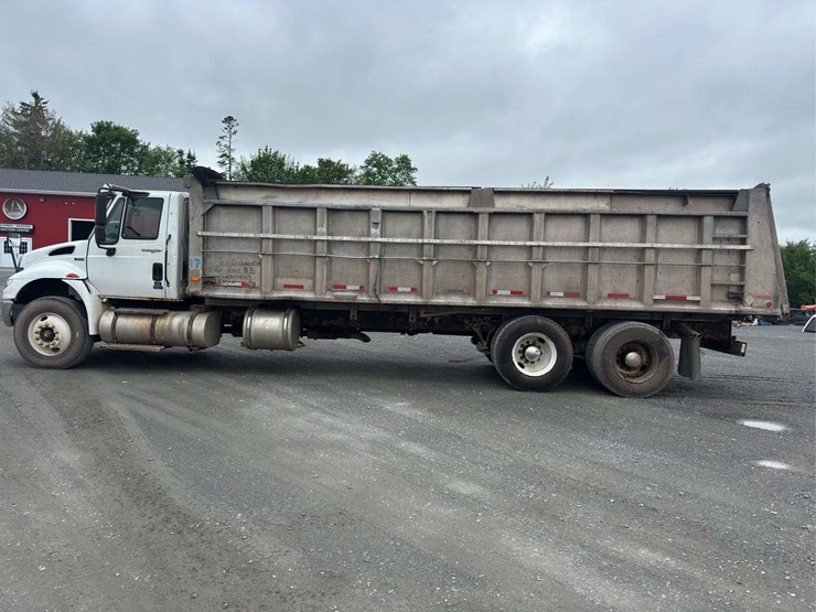 2012-international-durastar-4400-image-6