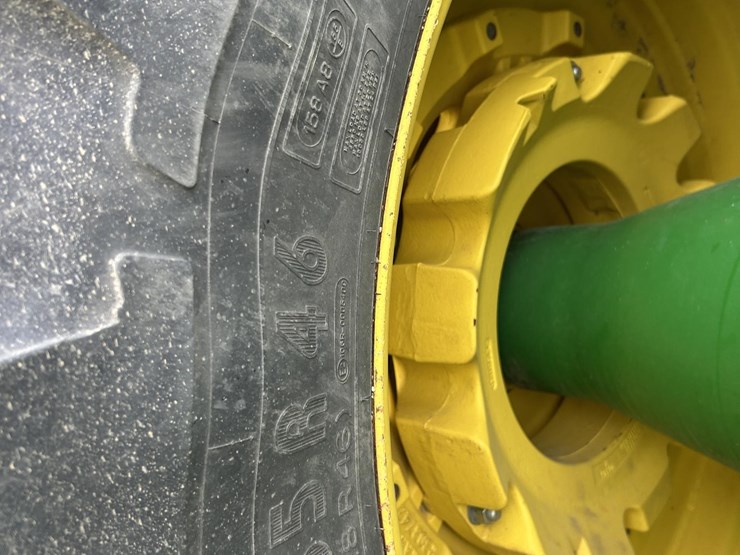 2017-john-deere-9620r-image-26