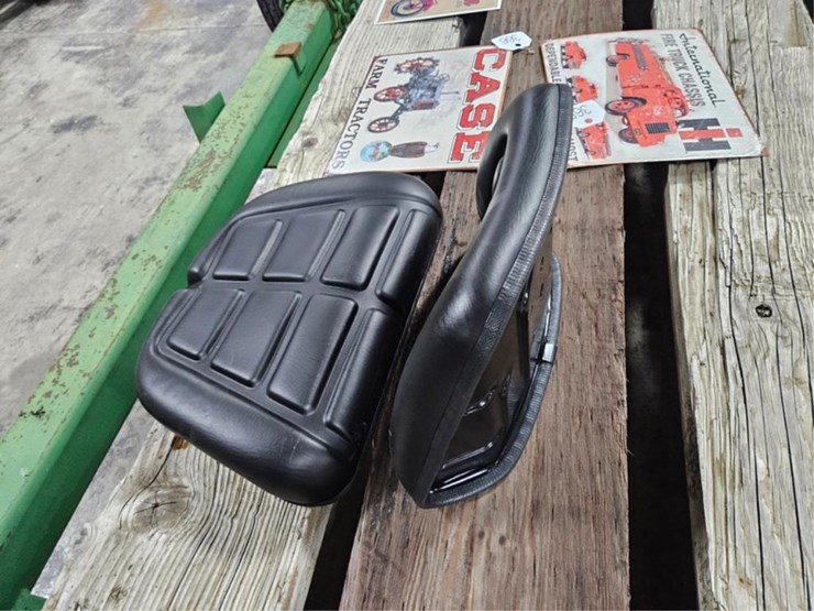 #364-•-new-black-seat-image-3