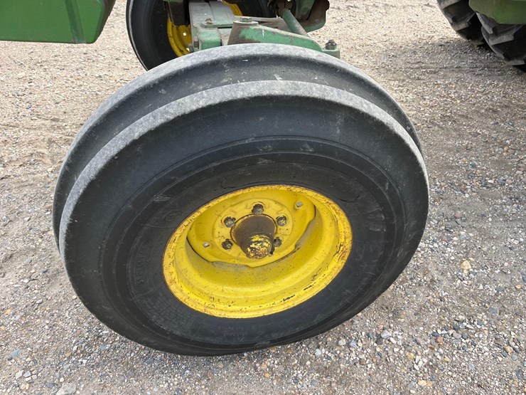 1981-john-deere-4240-image-12