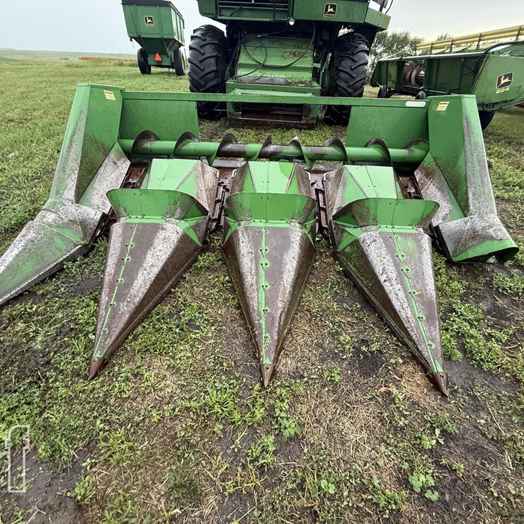 JOHN DEERE 4 ROW