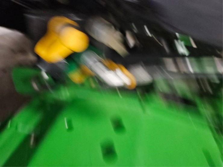 john-deere-2320-image-12