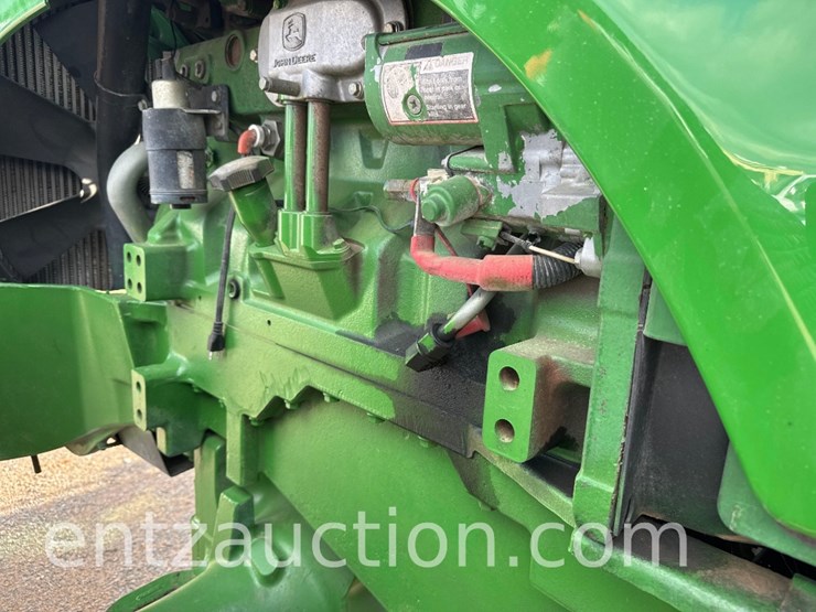 2005-john-deere-8320-image-39