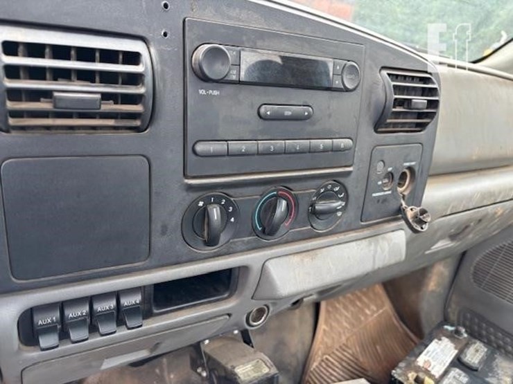 2007-ford-f550-sd-image-7
