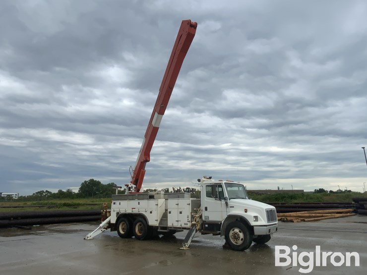2003-freightliner-fl80-image-3